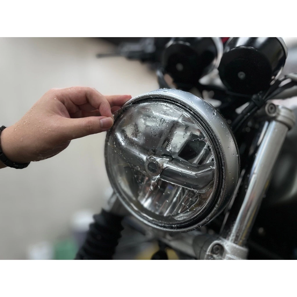 2023 R9T Scrambler 大燈 儀表 TPU 犀牛皮