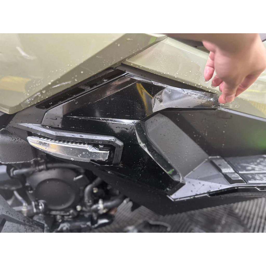 Adv350 亮黑部件 前小盾 TPU 犀牛皮 卡夢 改色