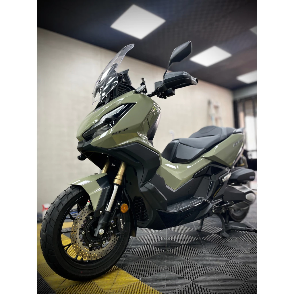 Adv350 亮黑部件 前小盾 TPU 犀牛皮 卡夢 改色