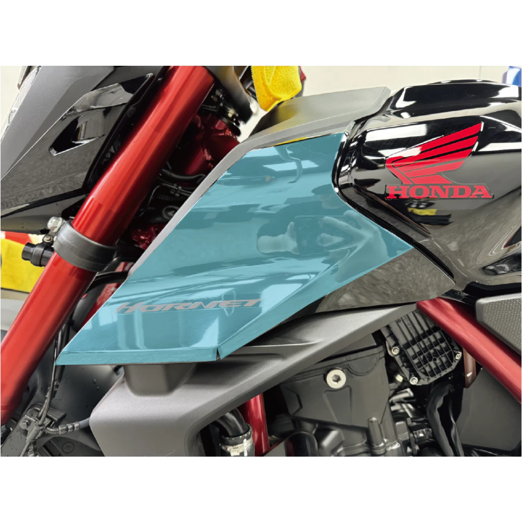 Hornet CB750 油箱中間 夾角處 側殼 TPU 犀牛皮