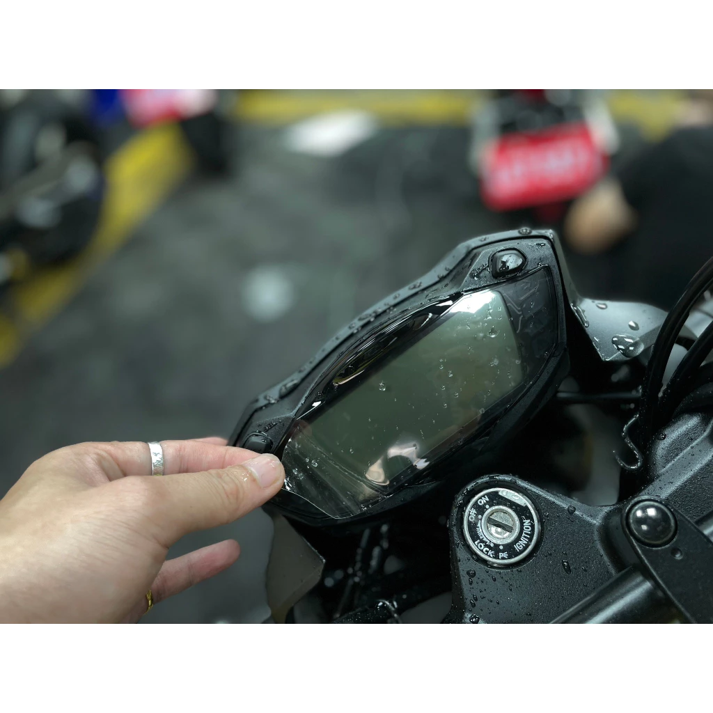 2023 sv650 大燈 儀錶 TPU 犀牛皮