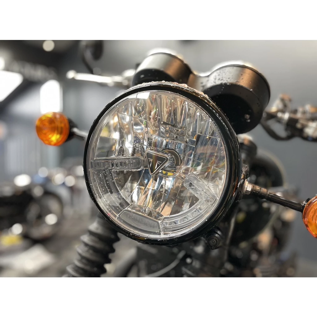 凱旋 Triumph Bonneville T120 大燈 儀錶 TPU 犀牛皮