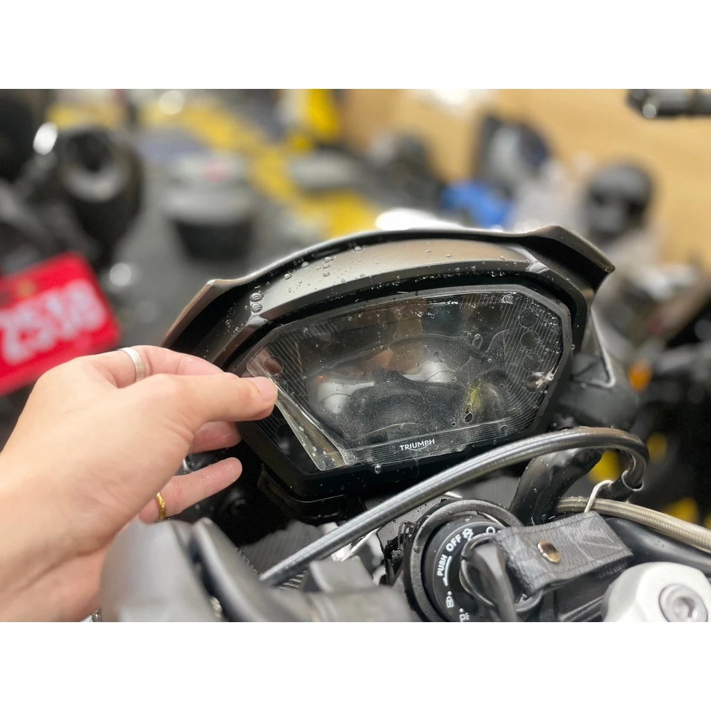Street triple 凱旋 765Rs 儀錶 TPU 犀牛皮
