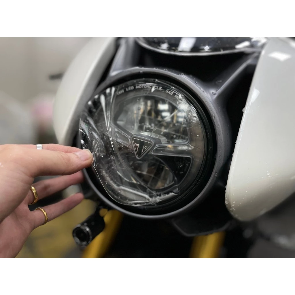 Speed triple 1200RR 大燈 儀表 尾燈 TPU 犀牛皮