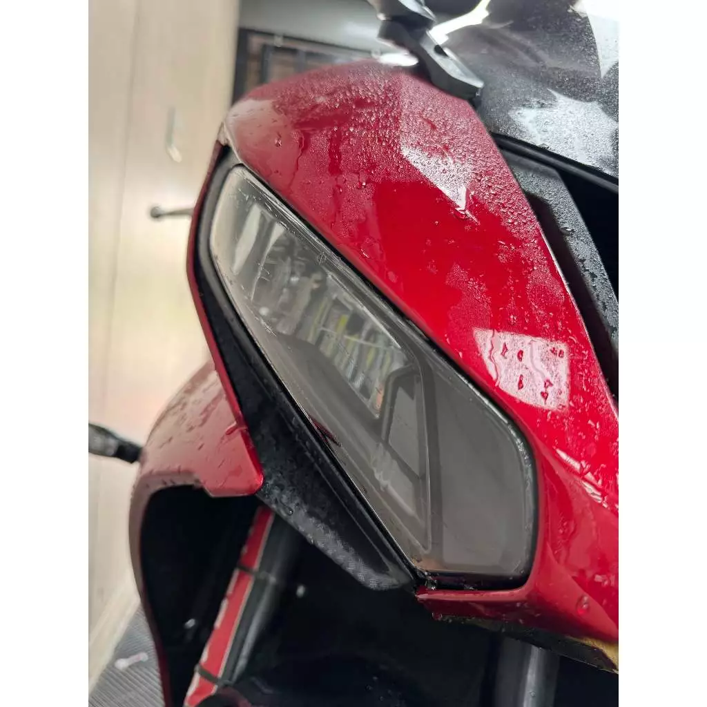 Daytona 660 大燈 儀表 尾燈 TPU 犀牛皮