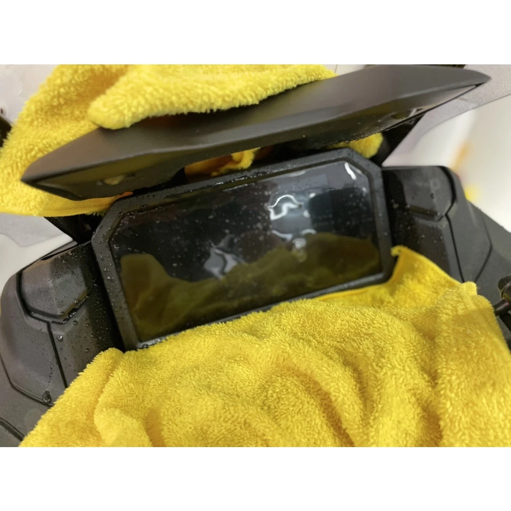 Tmax560 車標保護貼 儀錶 TPU 犀牛皮