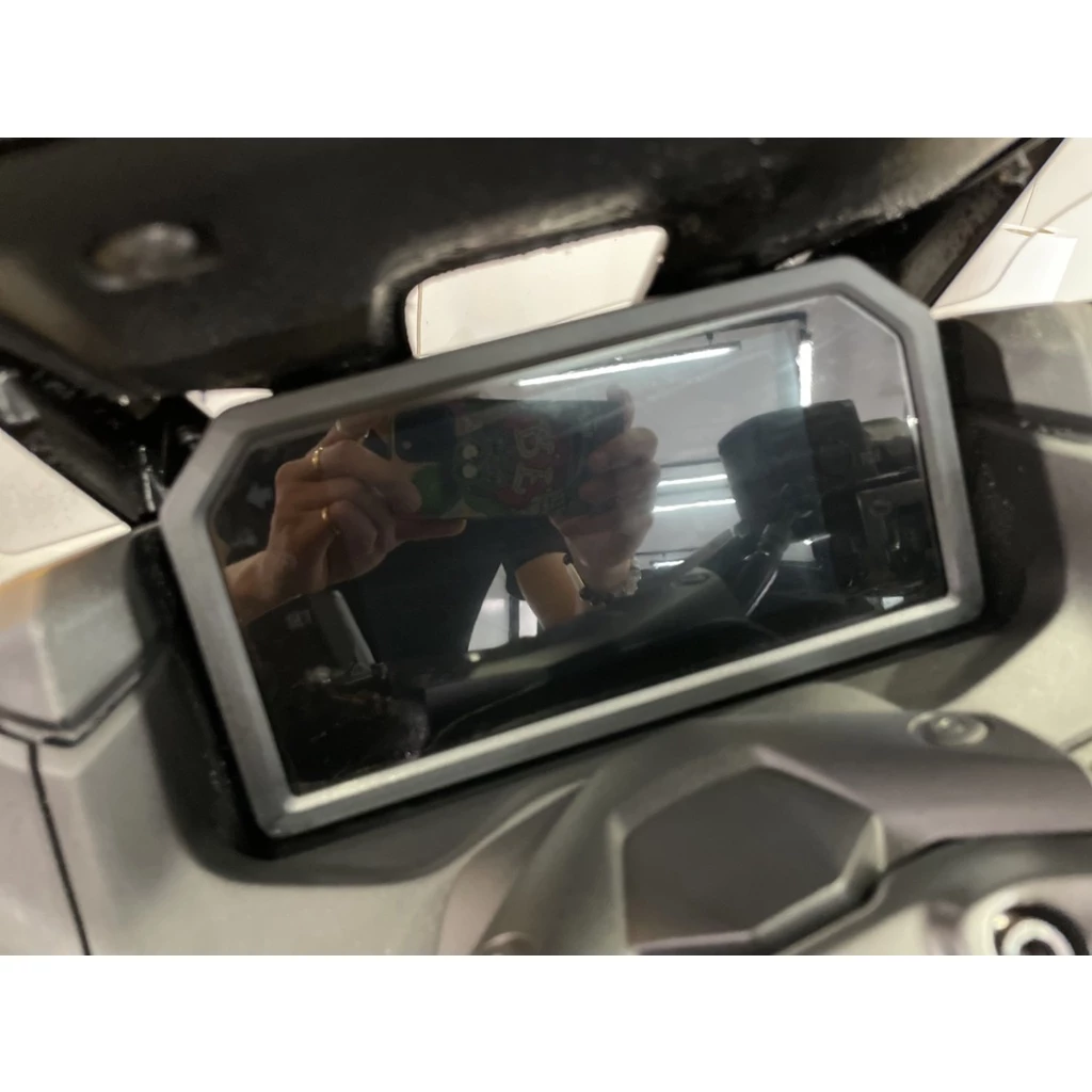 Tmax560 車標保護貼 儀錶 TPU 犀牛皮