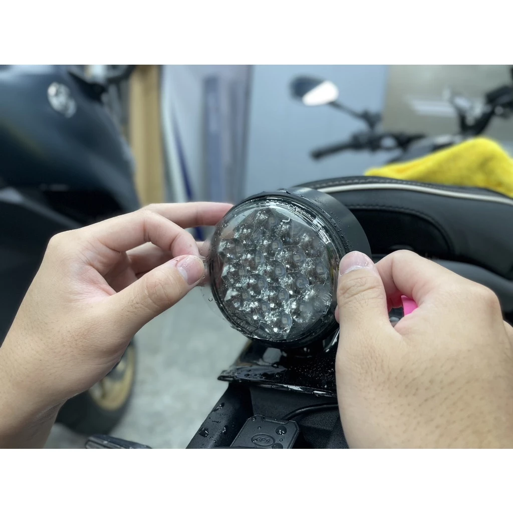 2022年 XSR700 大燈 儀錶 尾燈 TPU 犀牛皮