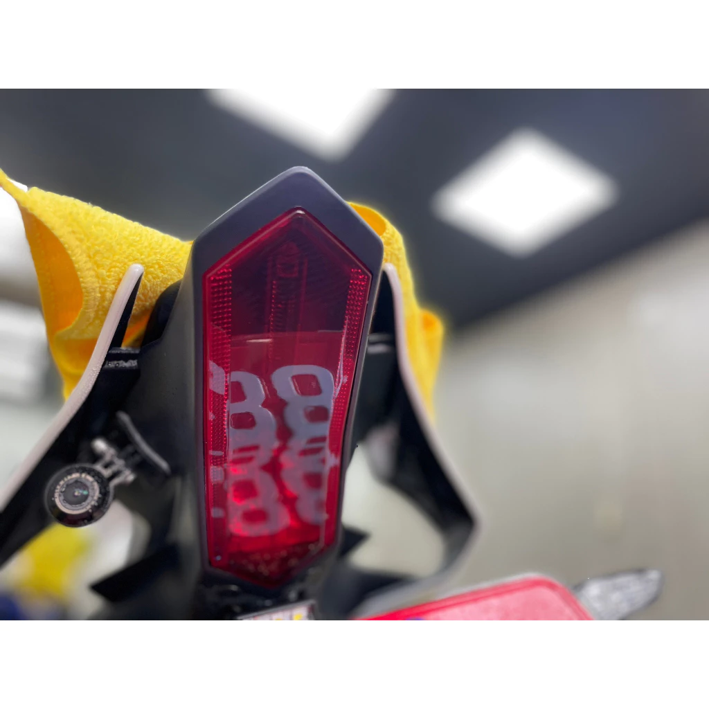 2022年 R1 大燈 儀錶 尾燈 TPU 犀牛皮