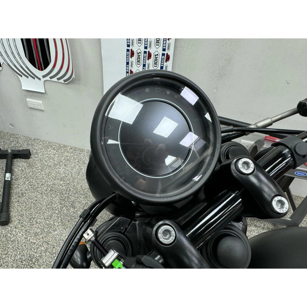2023 JAWA 42 Bobber 大燈 儀表 犀牛皮 TPU